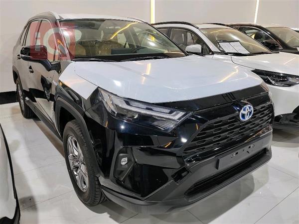 Toyota for sale in Iraq